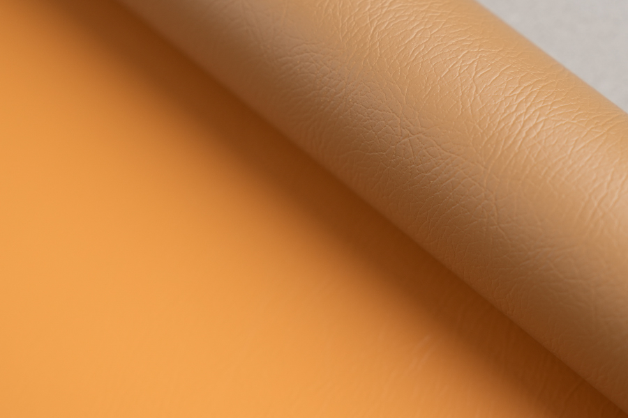 فیلم تزئینی PVC با بافت چرم مصنوعی تیره
